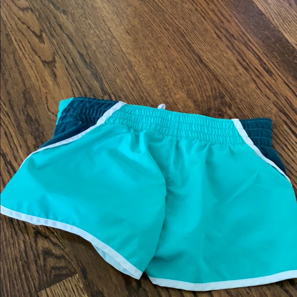 Shorts - Picture 2 of 3